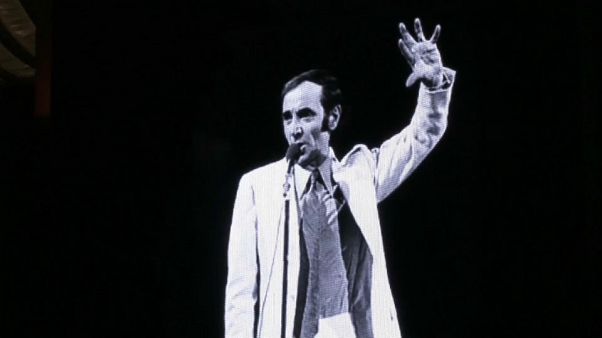Aznavour, cordoglio in tutto il mondo Aznavour, cordoglio in tutto il mondo