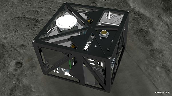 Espace : l'atterrisseur Mascot se prépare pour son grand saut vers l’astéroïde Ryugu Espace : l'atterrisseur Mascot se prépare pour son grand saut vers l’astéroïde Ryugu