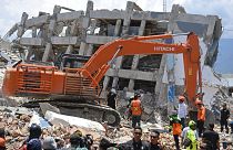 Más de 1.400 muertos en el terremoto y tsunami en Célebes