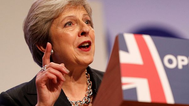 Theresa May quer o apoio dos conservadores Theresa May quer o apoio dos conservadores