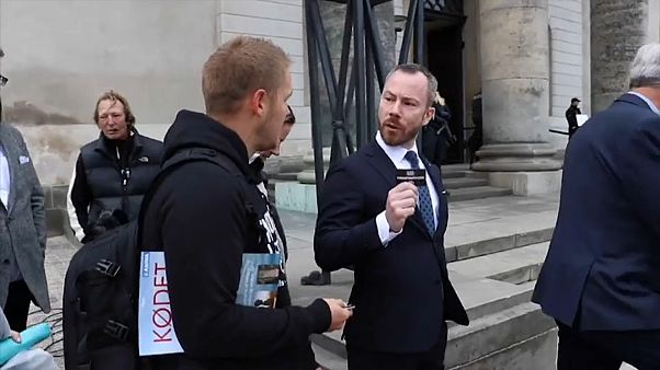 Датский министр рассказал вегану о любви к бекону Датский министр рассказал вегану о любви к бекону