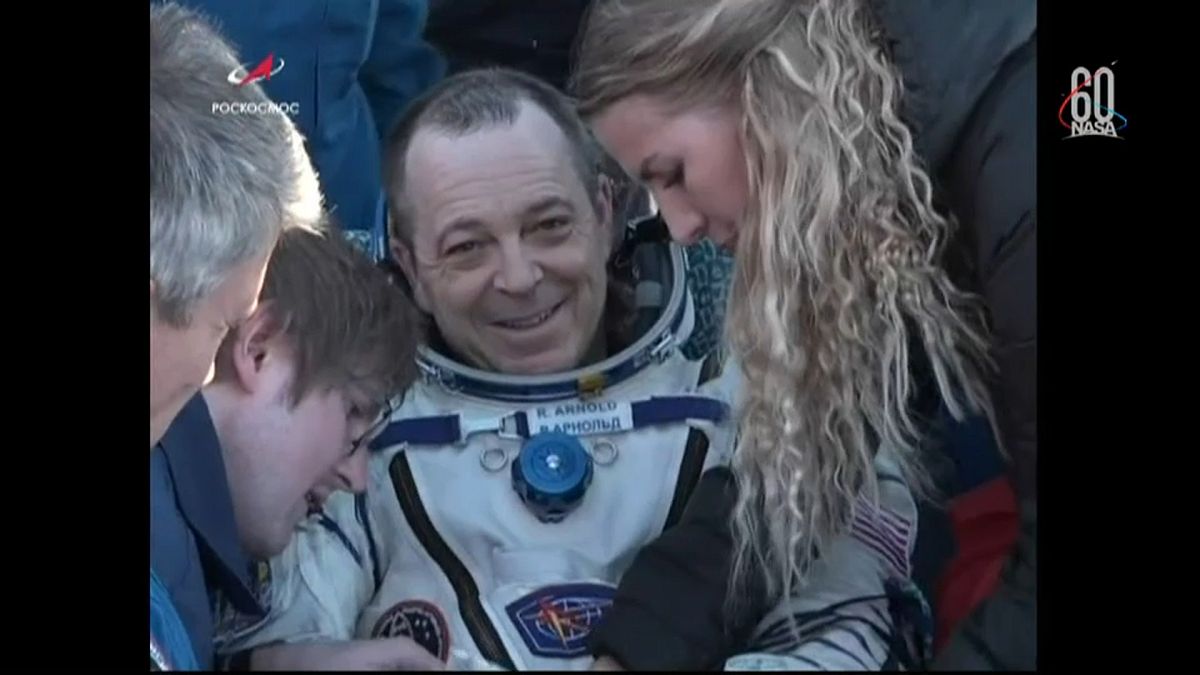 Uluslararası Uzay Üssü'ndeki üç astronot 6 ay sonra 'yeniden dünya'ya geldi