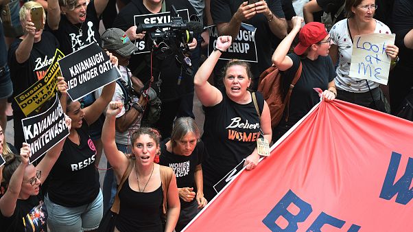 Trump'ın yüksek mahkeme adayına protesto Trump'ın yüksek mahkeme adayına protesto