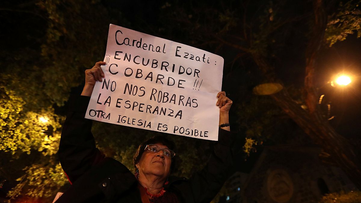 Indignación entre las víctimas de abusos en Chile por el silencio del cardenal Ezzati