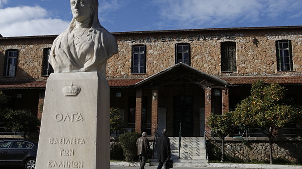 Φωτιά στο γηροκομείο Αθηνών - Έξι άνθρωποι στο νοσοκομείο Φωτιά στο γηροκομείο Αθηνών - Έξι άνθρωποι στο νοσοκομείο
