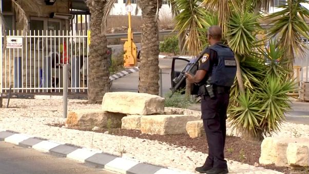 Batı Şeria'da silahlı saldırı: 2 ölü 1 yaralı Batı Şeria'da silahlı saldırı: 2 ölü 1 yaralı