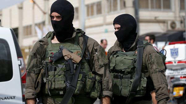 Due israeliani uccisi in Cisgiordania Due israeliani uccisi in Cisgiordania