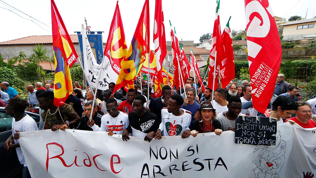 Manifestation de soutien au maire de Riace en Italie