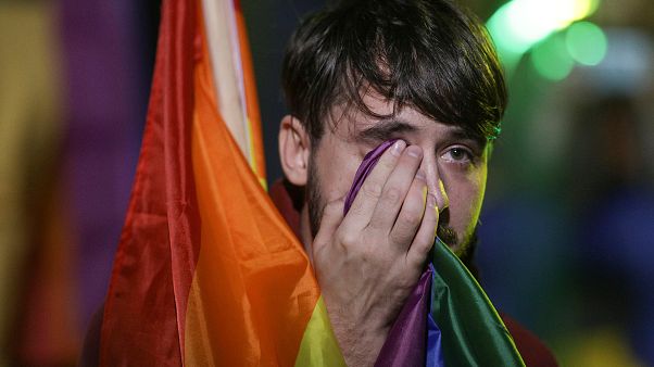 Ρουμανία: Oι πολίτες «γύρισαν την πλάτη» στο δημοψήφισμα Ρουμανία: Oι πολίτες «γύρισαν την πλάτη» στο δημοψήφισμα
