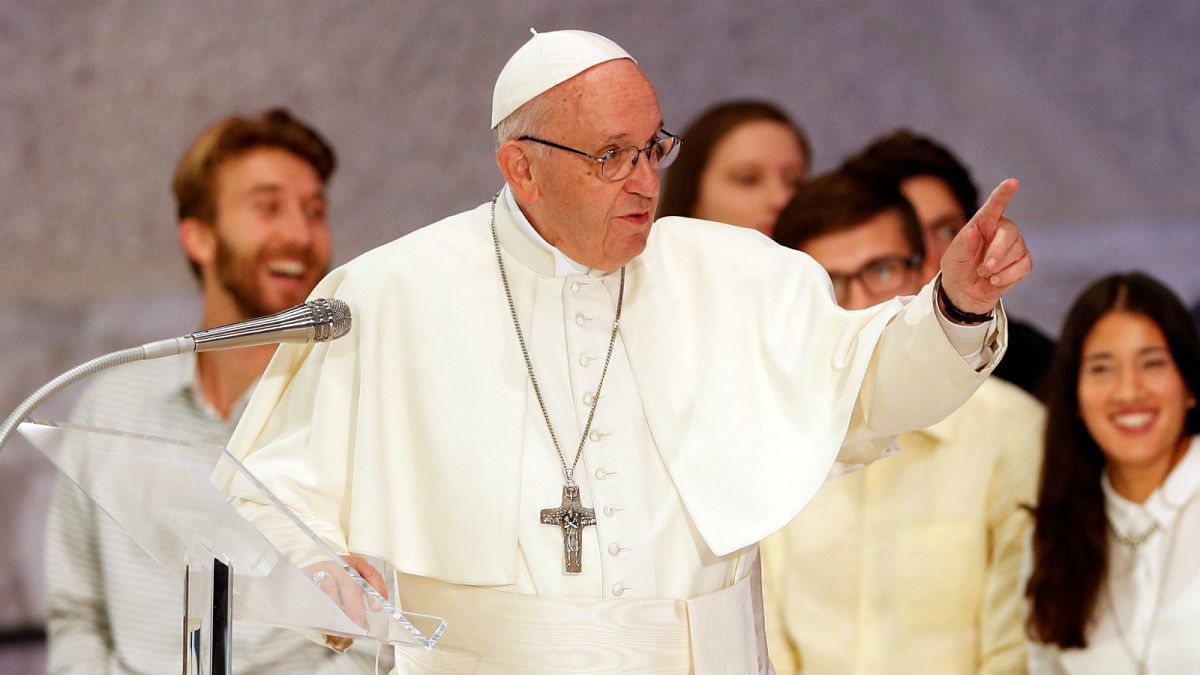 Papa Francis: Şeytan fazla mesai yapıyor