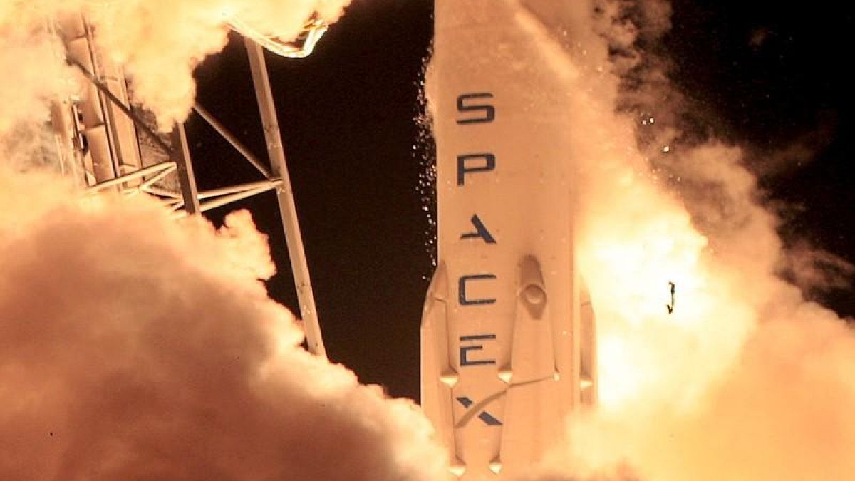 Musk'ın bir roketi daha görevi tamamladı ve SpaceX'in değeri 28 milyar dolar oldu 