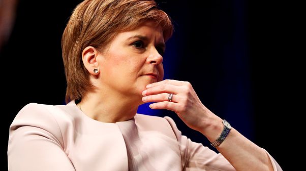 "Kuzey İrlanda sınırı için sunulan Brexit önerisi İskoçya için de uygulansın" "Kuzey İrlanda sınırı için sunulan Brexit önerisi İskoçya için de uygulansın"