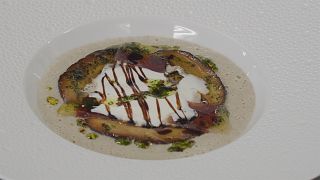 Michelin yıldızlı şef aşçı Thierry Voisin'ın euronews'e özel shiitake mantarı çorbası tarifi