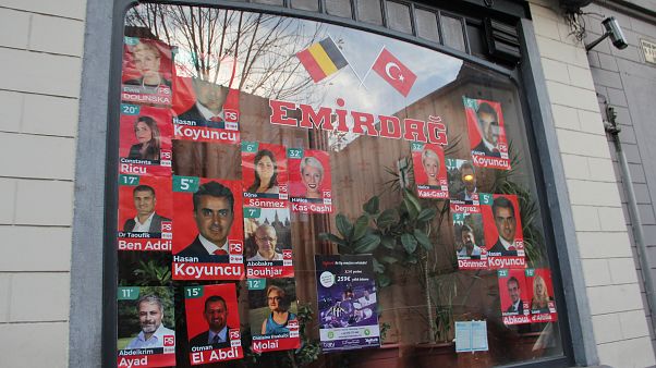 Belçika'daki seçimlerde 120 Türk yarışacak, yolsuzluk iddiası ihraç getirdi Belçika'daki seçimlerde 120 Türk yarışacak, yolsuzluk iddiası ihraç getirdi