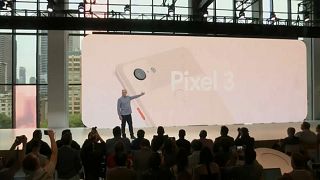 iPhone'un en büyük rakiplerinden Google yeni telefonu Pixel 3'ü tanıttı