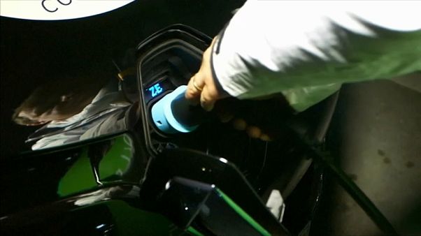 Automobile: l'électrique moins cher que l'essence Automobile: l'électrique moins cher que l'essence