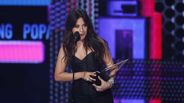 Taylor Swift y Camila Cabello reinan en los American Music Awards Taylor Swift y Camila Cabello reinan en los American Music Awards