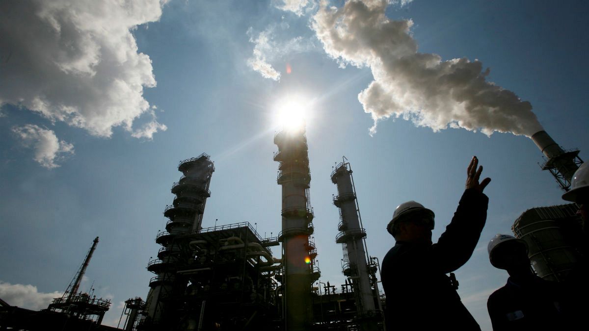 ضربه‌ای که تحریم‌های آمریکا به صنعت نفت ایران می‌زند