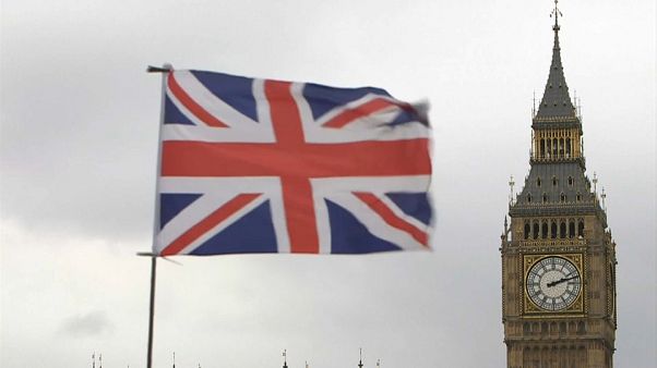 Economia britânica balança entre o otimismo e o pessimismo Economia britânica balança entre o otimismo e o pessimismo
