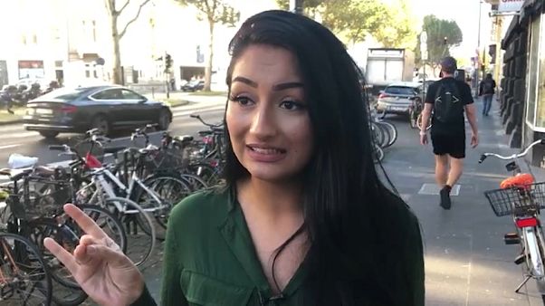 Almanyalı Türkler bozkurt işaretinin yasaklanması tartışmalarına nasıl bakıyor? Almanyalı Türkler bozkurt işaretinin yasaklanması tartışmalarına nasıl bakıyor?