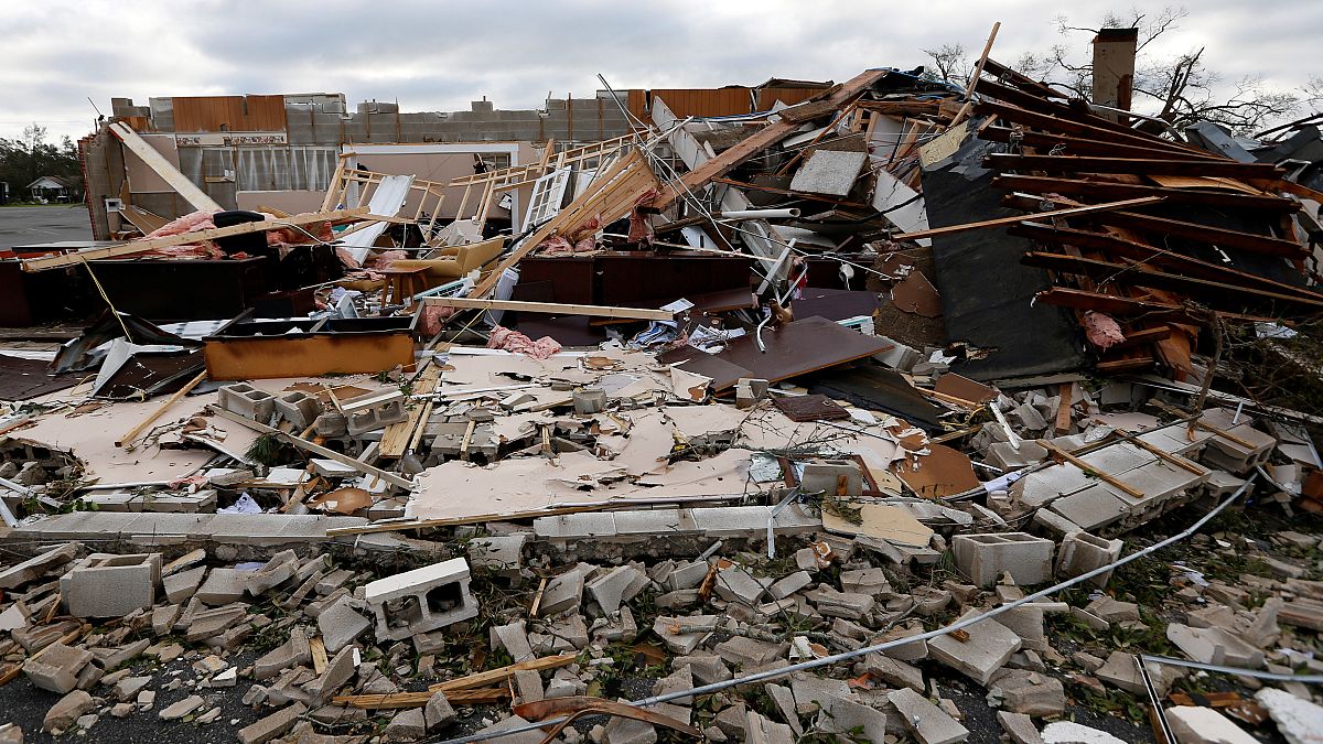 شاهد: الخسائر التي خلفها إعصار مايكل في ولاية فلوريدا الأمريكية