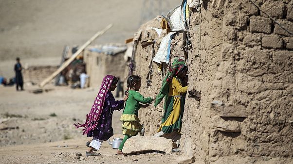 Herat'ta bir mülteci kampı Herat'ta bir mülteci kampı