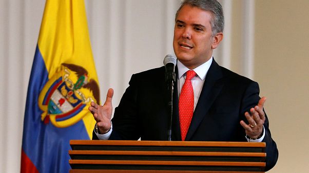Duque denuncia que grupos armados entran y salen de Venezuela hacia Colombia Duque denuncia que grupos armados entran y salen de Venezuela hacia Colombia