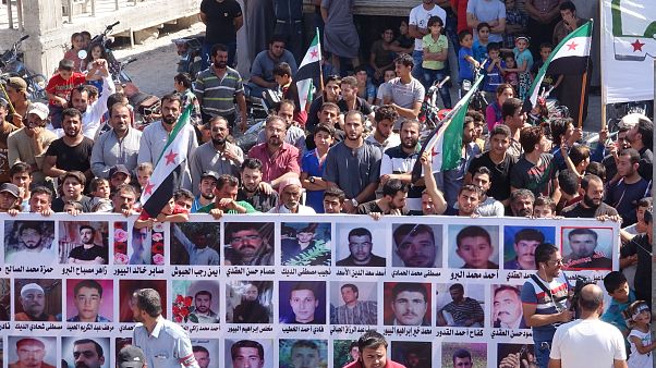Rusya'dan BM'ye Beyaz Kasklılar isteği: "Suriye'den çıkarılsınlar" Rusya'dan BM'ye Beyaz Kasklılar isteği: "Suriye'den çıkarılsınlar"