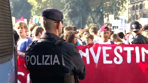 Italia: studenti in piazza contro il governo Italia: studenti in piazza contro il governo