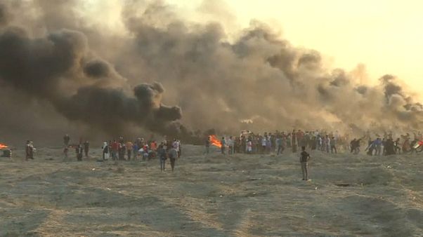 مقتل 6 فلسطينيين في احتجاجات على حدود قطاع غزة مقتل 6 فلسطينيين في احتجاجات على حدود قطاع غزة