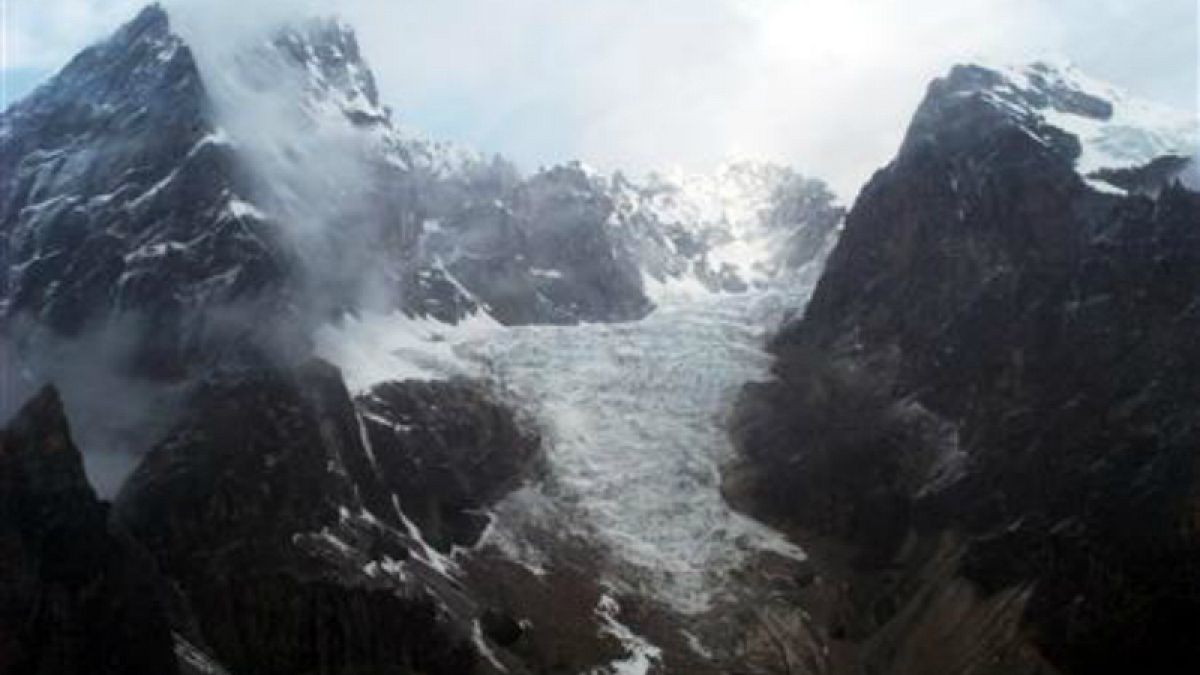 Nepal'de zirve tırmanışı yapan 7 dağcı hayatını kaybetti