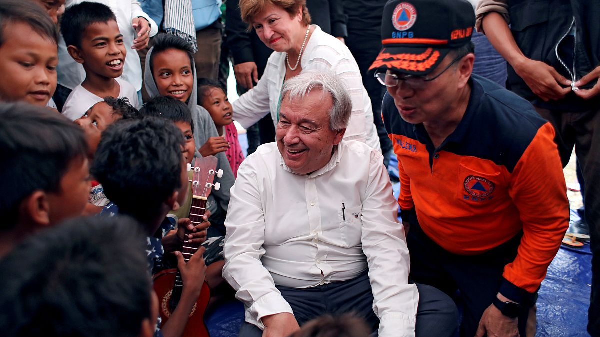 ویدئو؛ دبیرکل سازمان ملل در مناطق زلزله‌زدۀ اندونزی