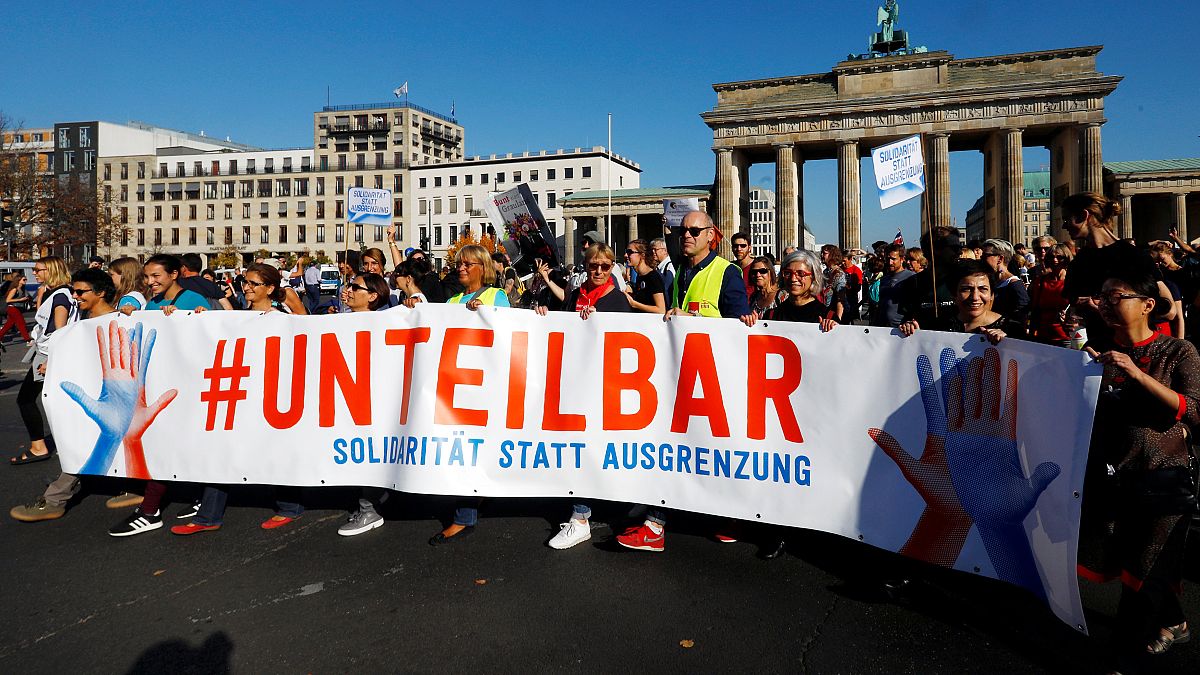 #UNTEILBAR-Demo in Berlin: 10 der besten Fotos und Tweets