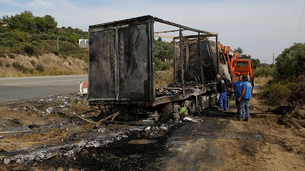 Αποτέλεσμα εικόνας για Migranti morti carbonizzati in incidente stradale in Grecia