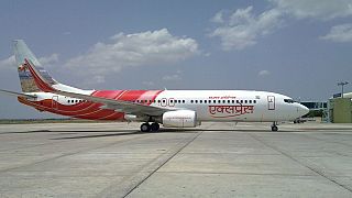 طياران هنديان يقودان طائرة "بطنها ممزق" لأربع ساعات!