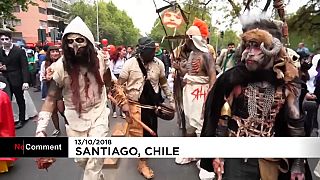 Şili'de geleneksel zombi yürüyüşü