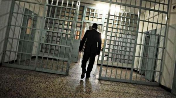 Carceri in Europa: tra isolamento e de-radicalizzazione Carceri in Europa: tra isolamento e de-radicalizzazione