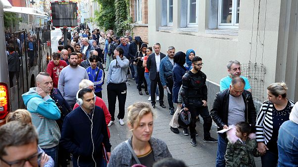 Belçika'da tarihi yerel seçimler: Yabancı uyruklu üç isim belediye başkanı Belçika'da tarihi yerel seçimler: Yabancı uyruklu üç isim belediye başkanı