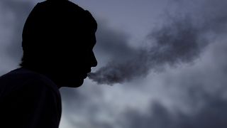 ABD gençlerde hızla yayılan aromalı elektronik sigaranın satışını sınırlandırıyor