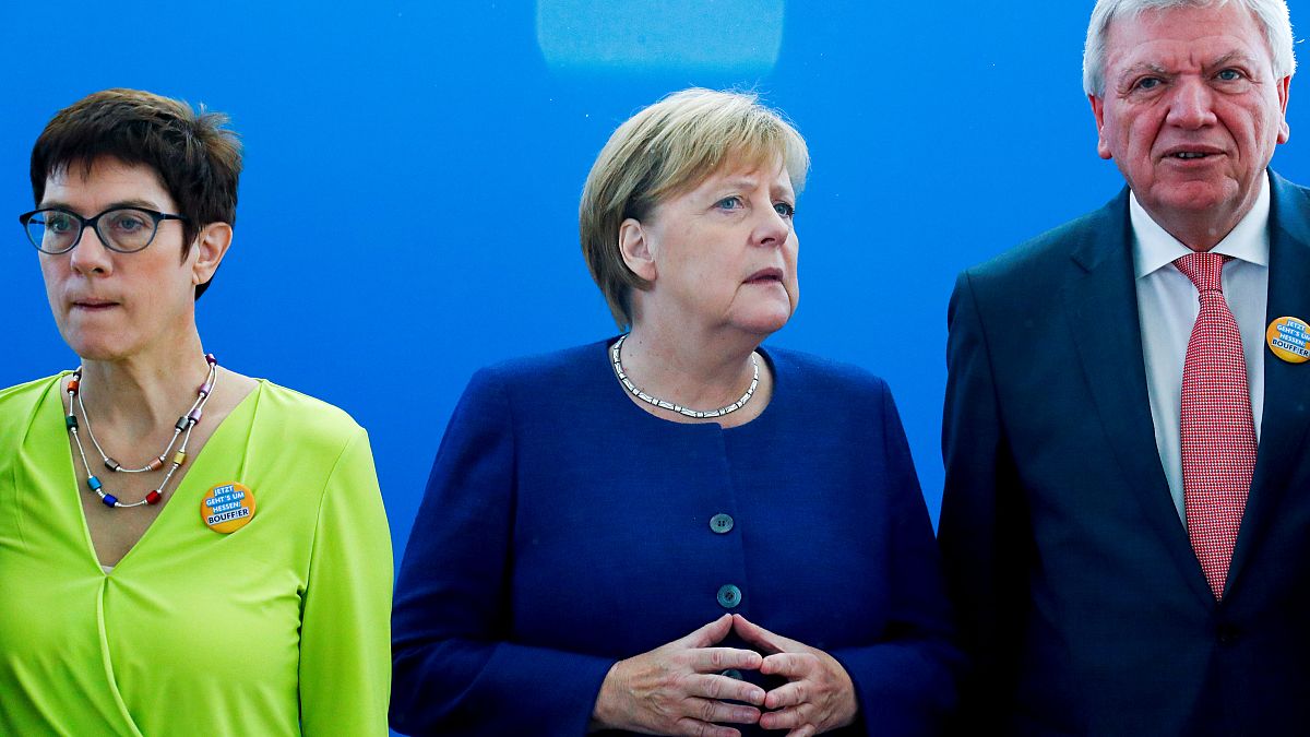 Golpe na CSU pode ser o ocaso da "Era Merkel"