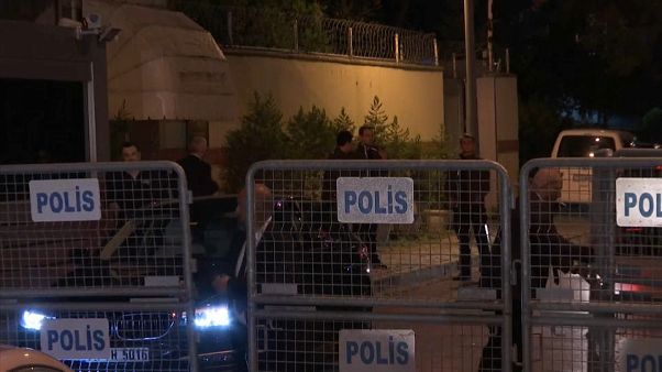 معلومات غير مؤكدة: خاشقجي قُتل نتيجة استجواب خاطئ وأن تقريرا بهذا الشأن قد يصدر (رويترز عن CNN) معلومات غير مؤكدة: خاشقجي قُتل نتيجة استجواب خاطئ وأن تقريرا بهذا الشأن قد يصدر (رويترز عن CNN)