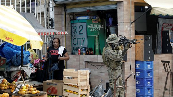 Governo brasileiro quer tornar mais eficiente o combate ao crime organizado Governo brasileiro quer tornar mais eficiente o combate ao crime organizado