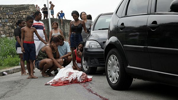 Vítima mortal após operação policial no complexo do Alemão, Rio de Janeiro Vítima mortal após operação policial no complexo do Alemão, Rio de Janeiro
