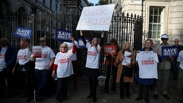 Brexit : Thesesa May sous pression avant le sommet Européen Brexit : Thesesa May sous pression avant le sommet Européen