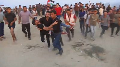Des manifestations sur une plage à Gaza ont fait 32 blessés