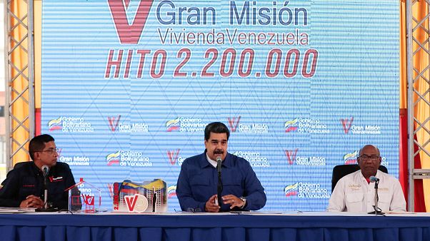 Venezuela bankacılık işlemlerinde dolar kullanmayacak Venezuela bankacılık işlemlerinde dolar kullanmayacak