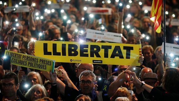 A politikai foglyok szabadon engedéséért tüntettek Barcelonában A politikai foglyok szabadon engedéséért tüntettek Barcelonában