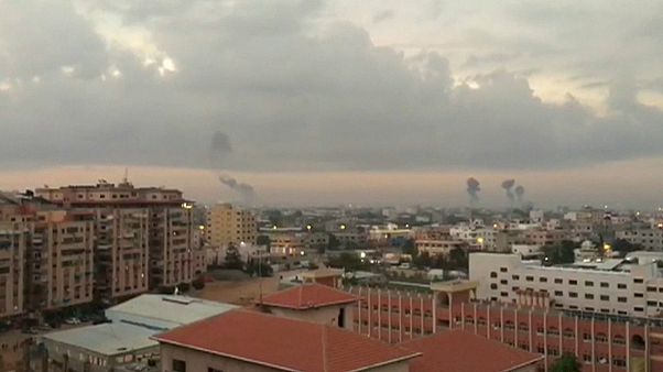 Israel ataca Faixa de Gaza em resposta a disparos de "rockets" Israel ataca Faixa de Gaza em resposta a disparos de "rockets"