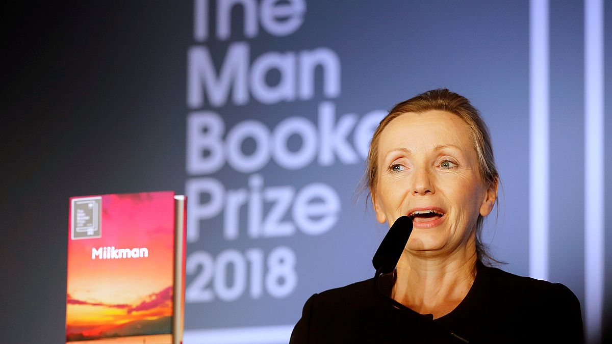 Η Άννα Μπερνς κέρδισε το βραβείο Man Booker 
