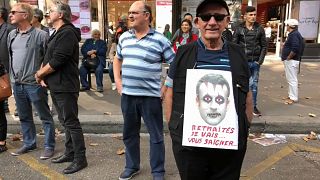Les retraités français dans la rue : "Trahis par Macron"